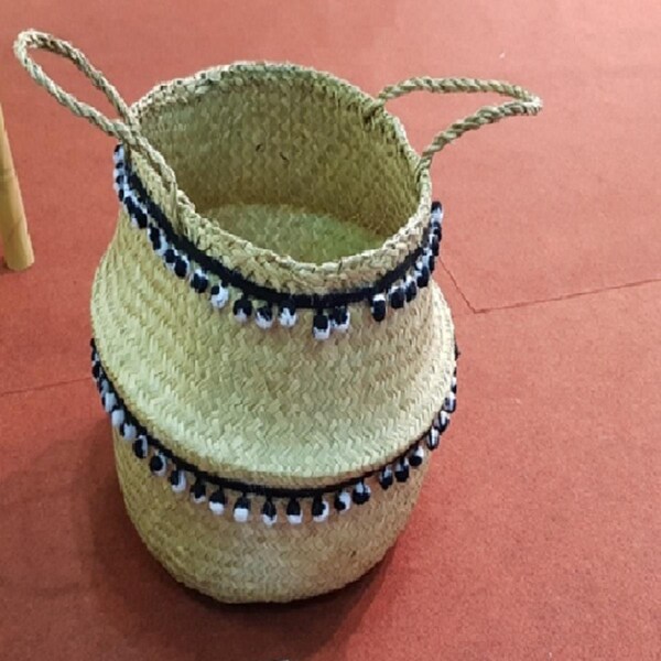 Lovelyhome 13 in. Natural Seagrass Belly Basket with Crochet Trim - Black & White LO2097464 - main